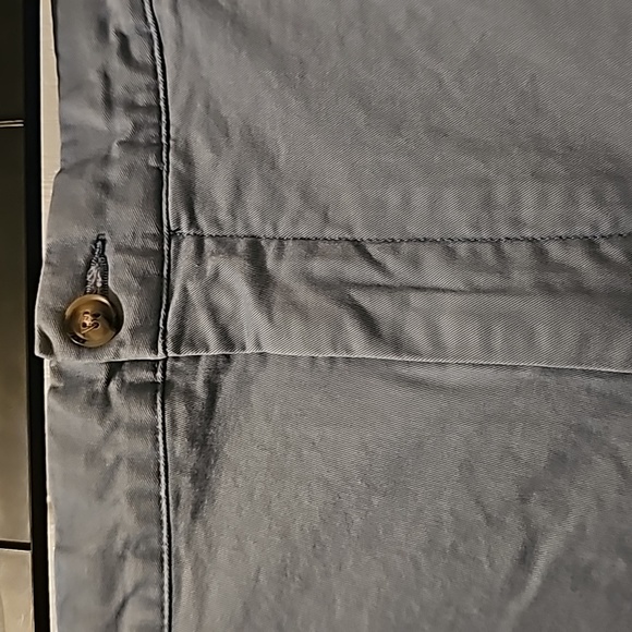 MENS SHORTS - Picture 3 of 8